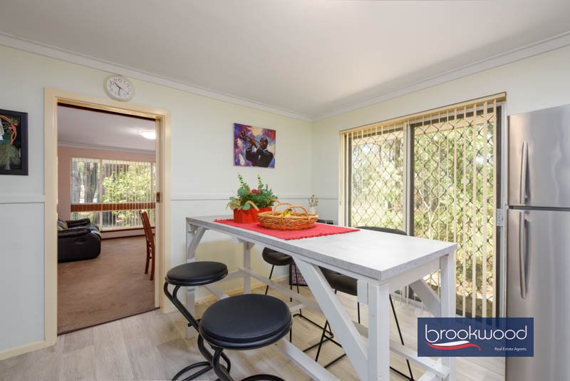61 Hartung Street, photo 5