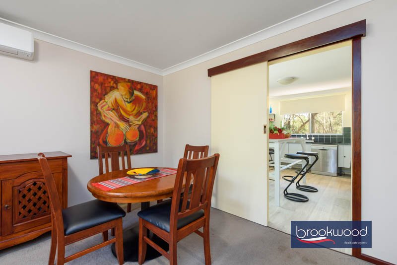 61 Hartung Street, photo 6
