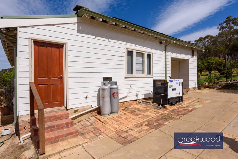 109 Refractory Road, photo 22